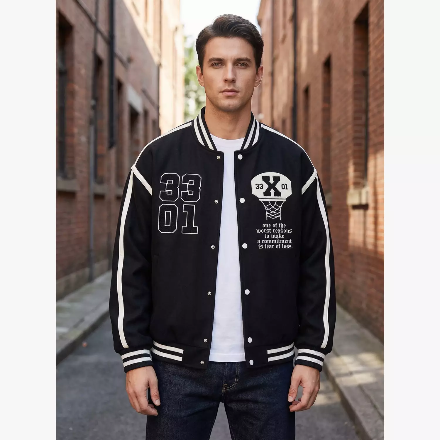 Jaket Varsity Black