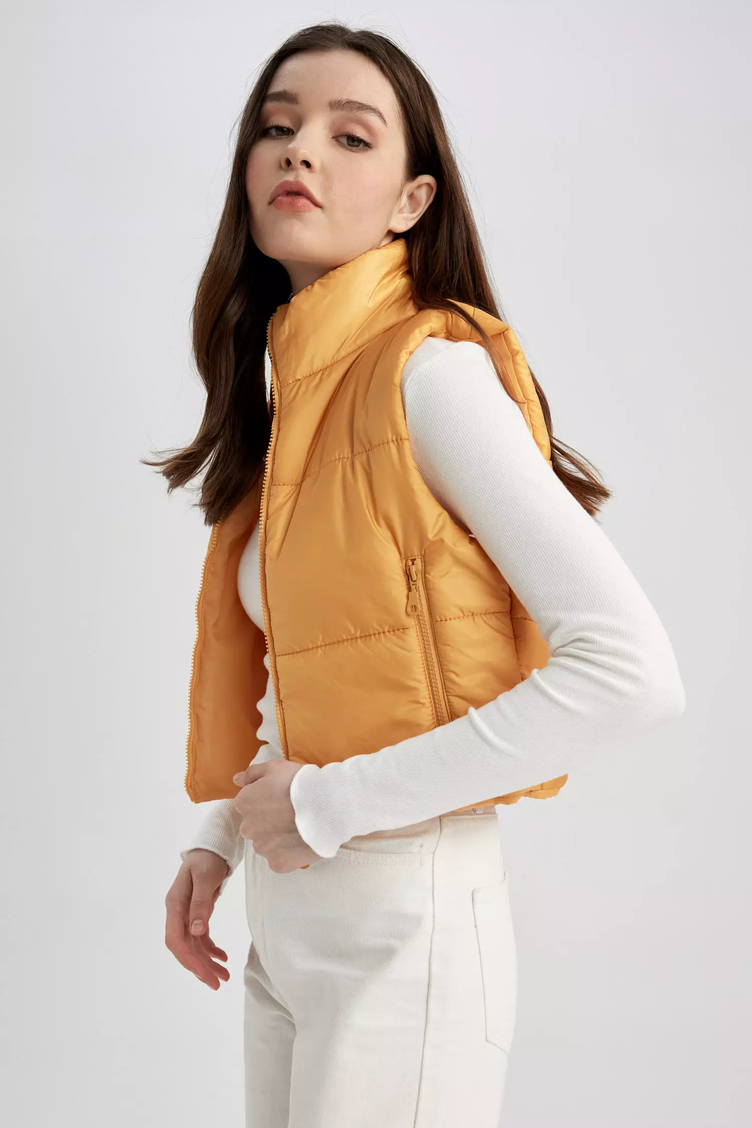 Vest slim fit top
