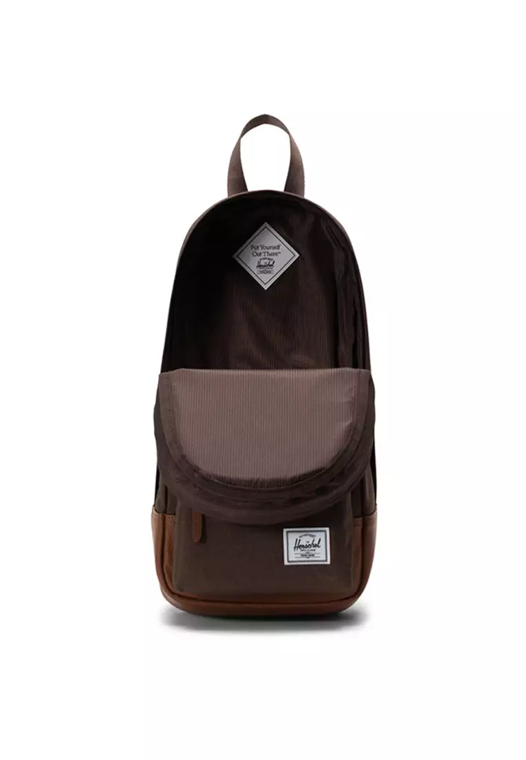 Herschel shoulder bag top