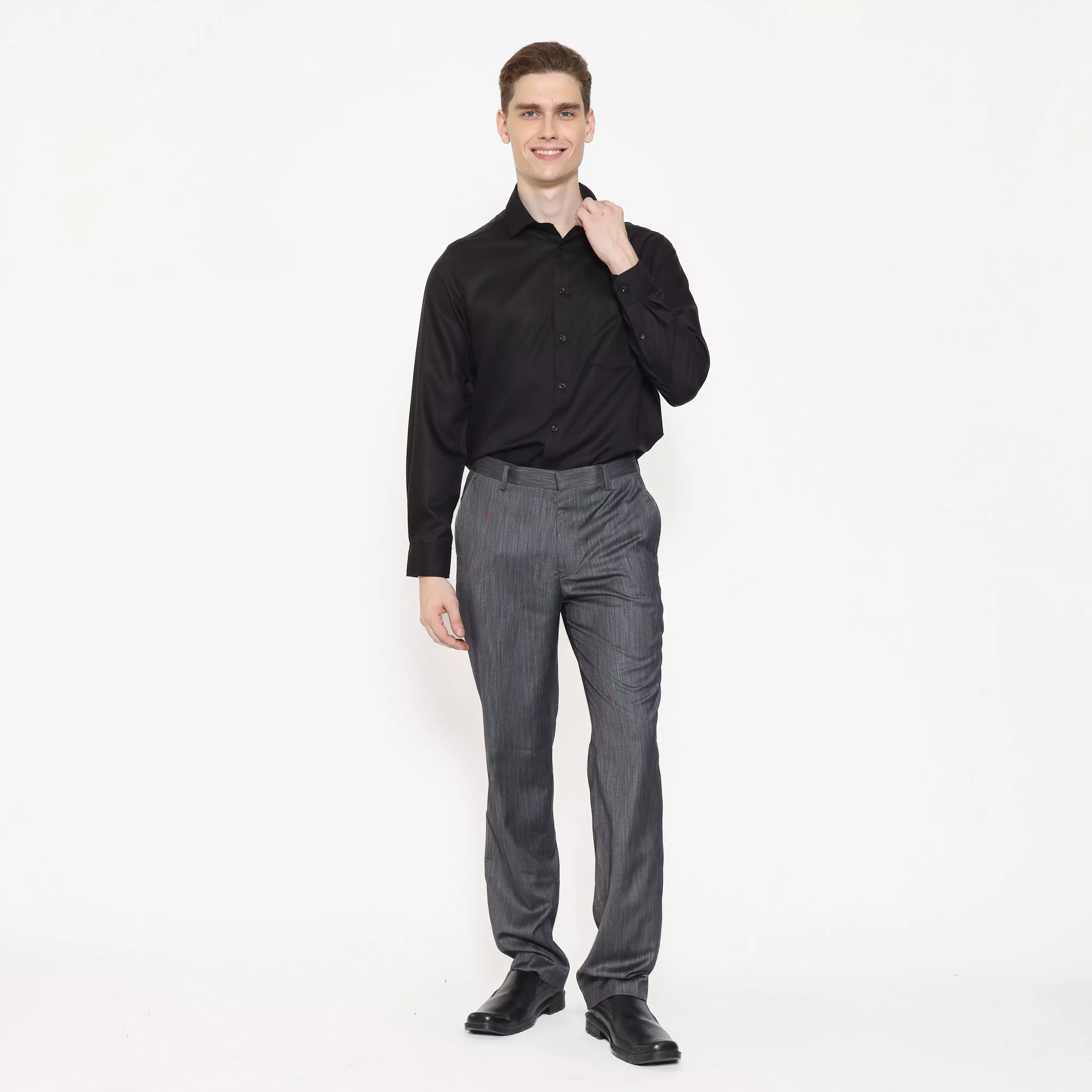 Schoeller Celana Pria Baldwin Abu Tua – Regular Fit – Motif Pinstripe Bahan Viscose