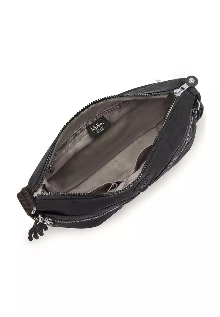 Kipling izellah black sales