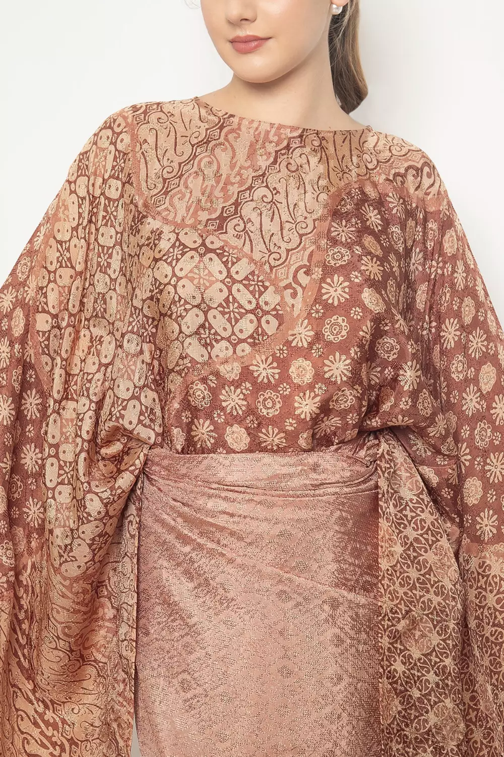 Nindy Set in Nude Brown