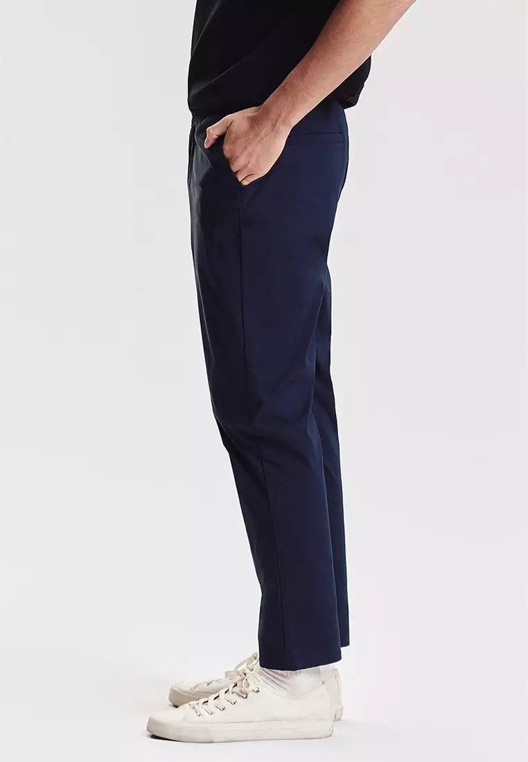 Essentials Lite Move Slim Fit Pants