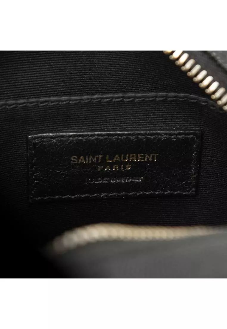 Pre-Loved Saint Laurent Grain De Poudre Chevron Round Vinyle Camera Bag