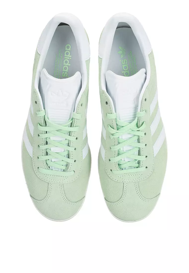 Adidas gazelle ash green deals