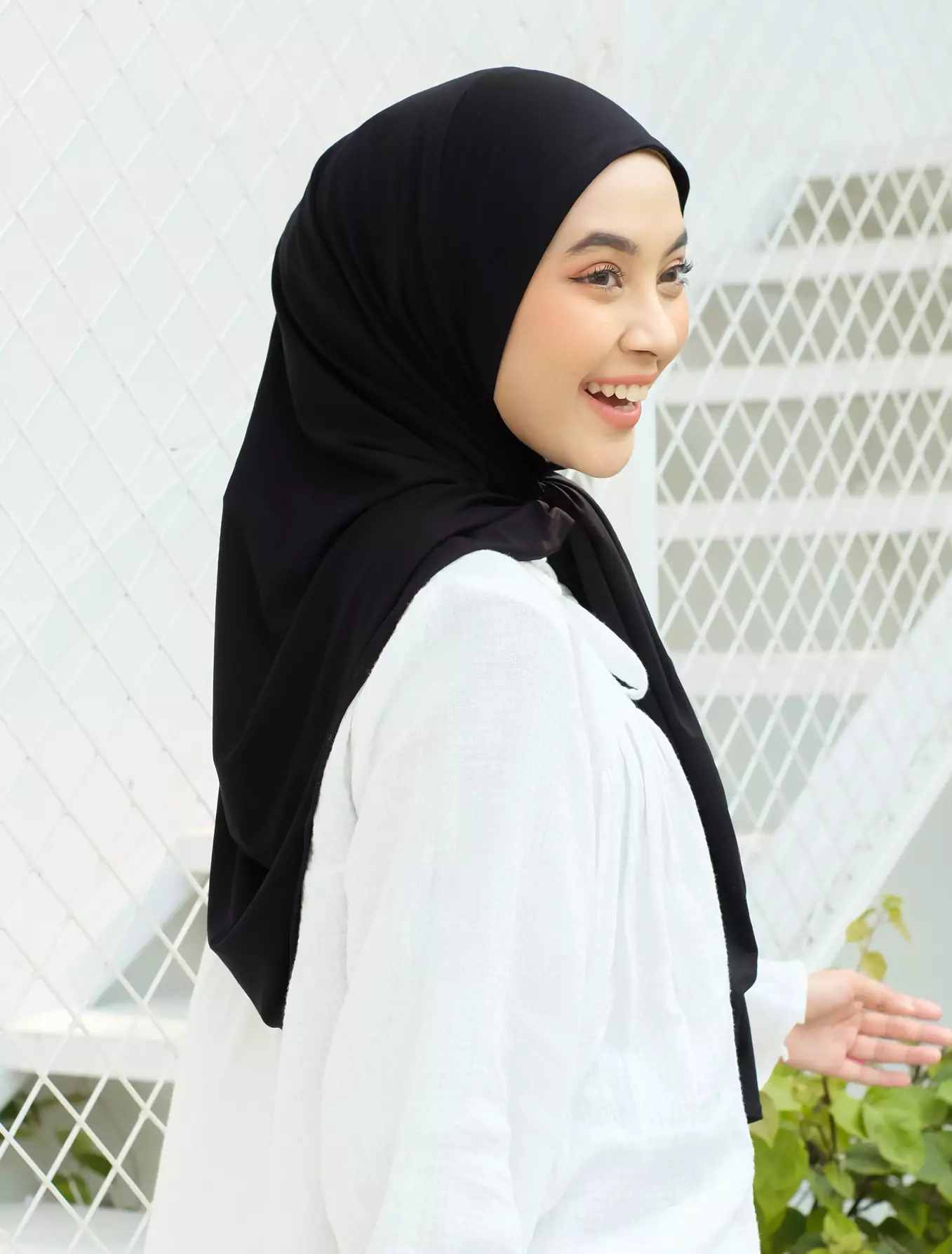 Taqira Instan (Hijab Instan Rayon) Black