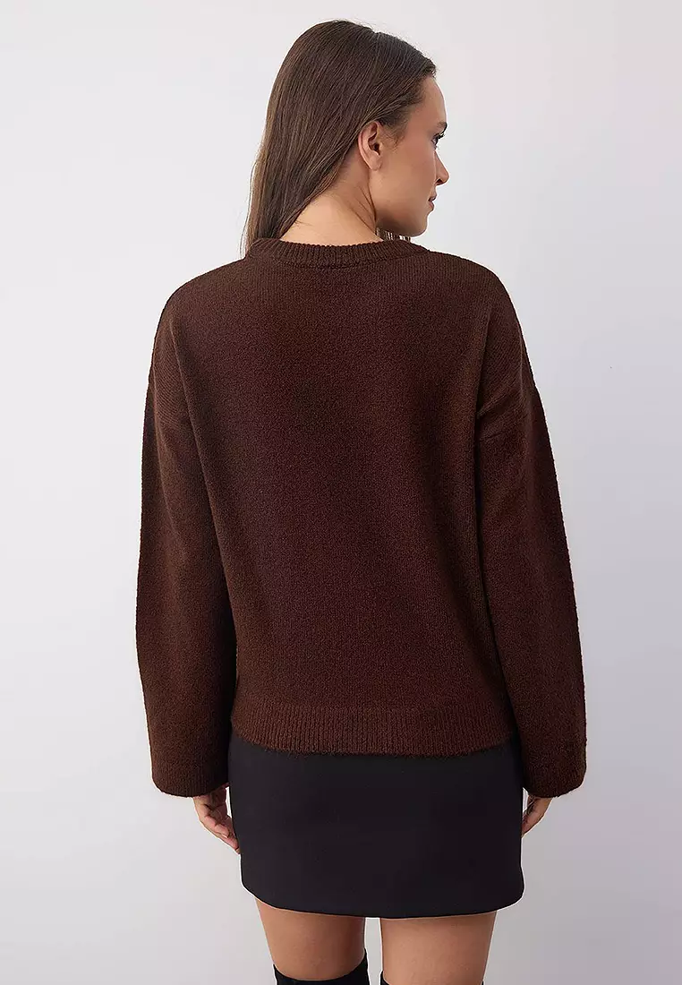 Soft Textured Loose Fit Basic Knit Sweater