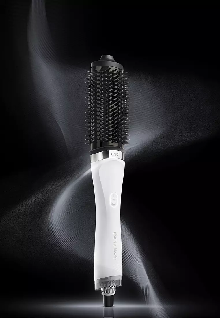 NEW Duet Blowdry Hair Dryer - 2-in-1 hair dryer brush in White, wet to blow dried with no heat damage¹ for easy and smooth blow dries.