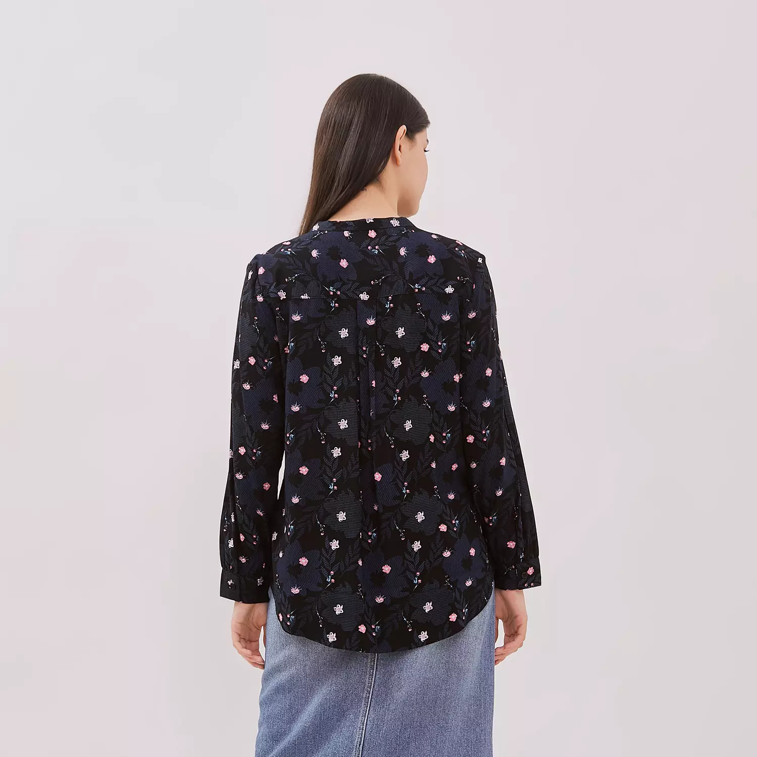 DUST Blouse Flower Kamaya Hitam ECOVERO™ Comfease (D.116476)