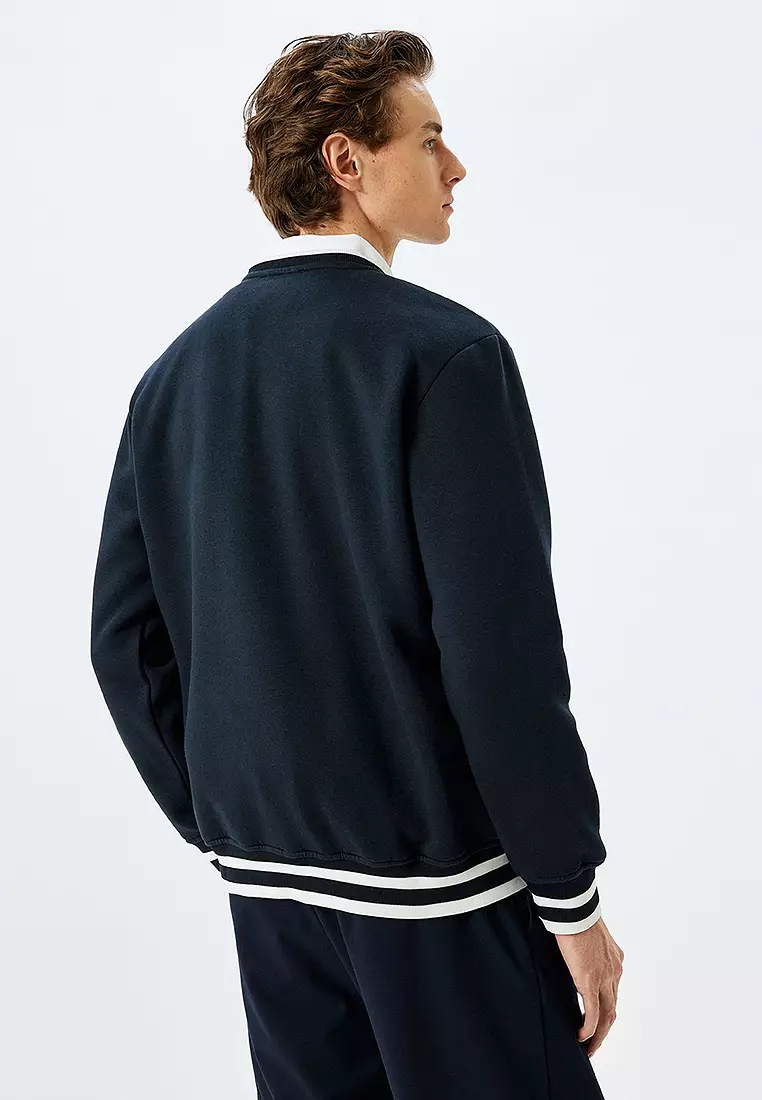 Crew Neck Embroidered Sweatshirt