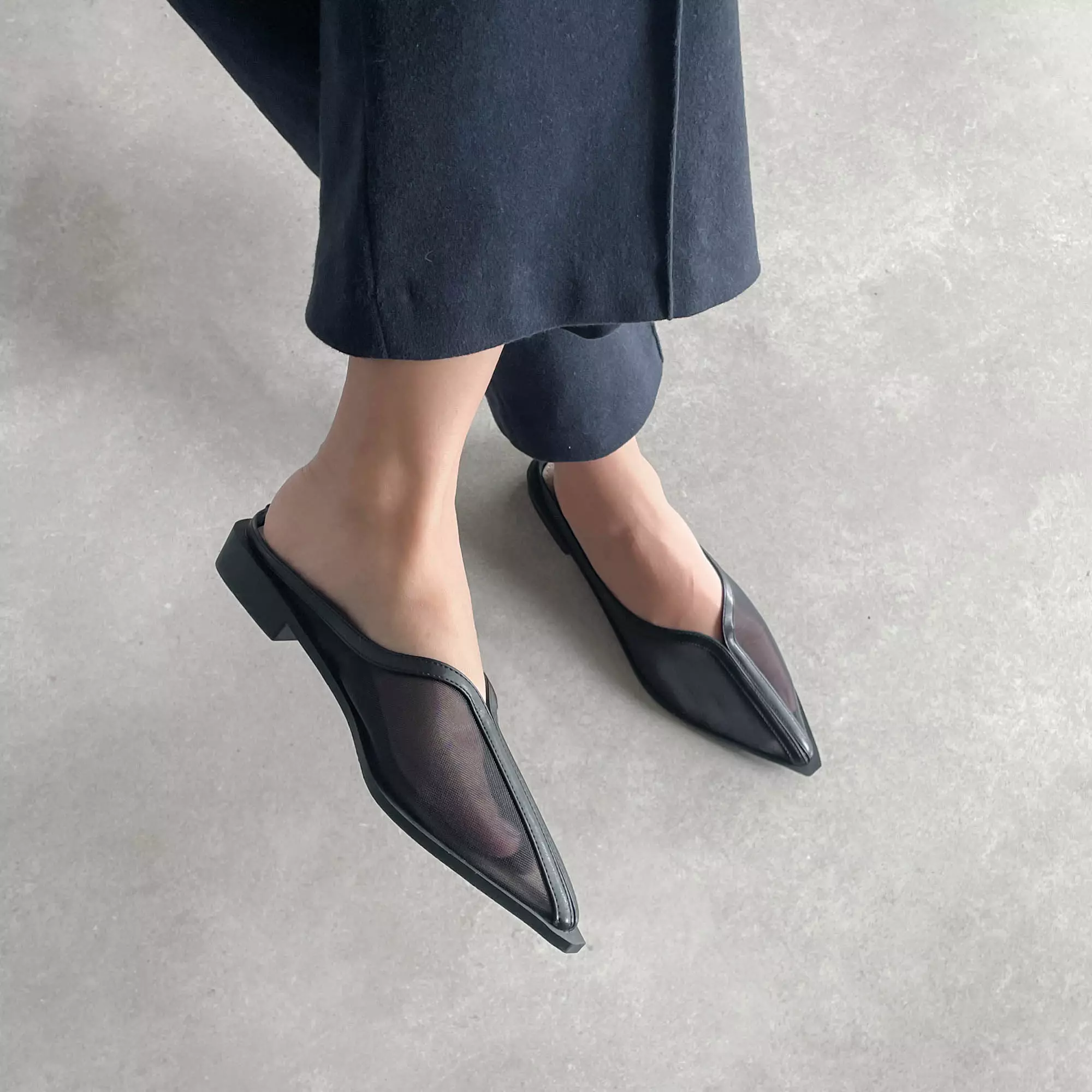 Blow Iva Mules Flats Sandal Wanita FWBO 0001