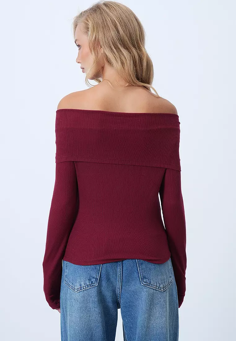 Bow-Tie Knitted Blouse