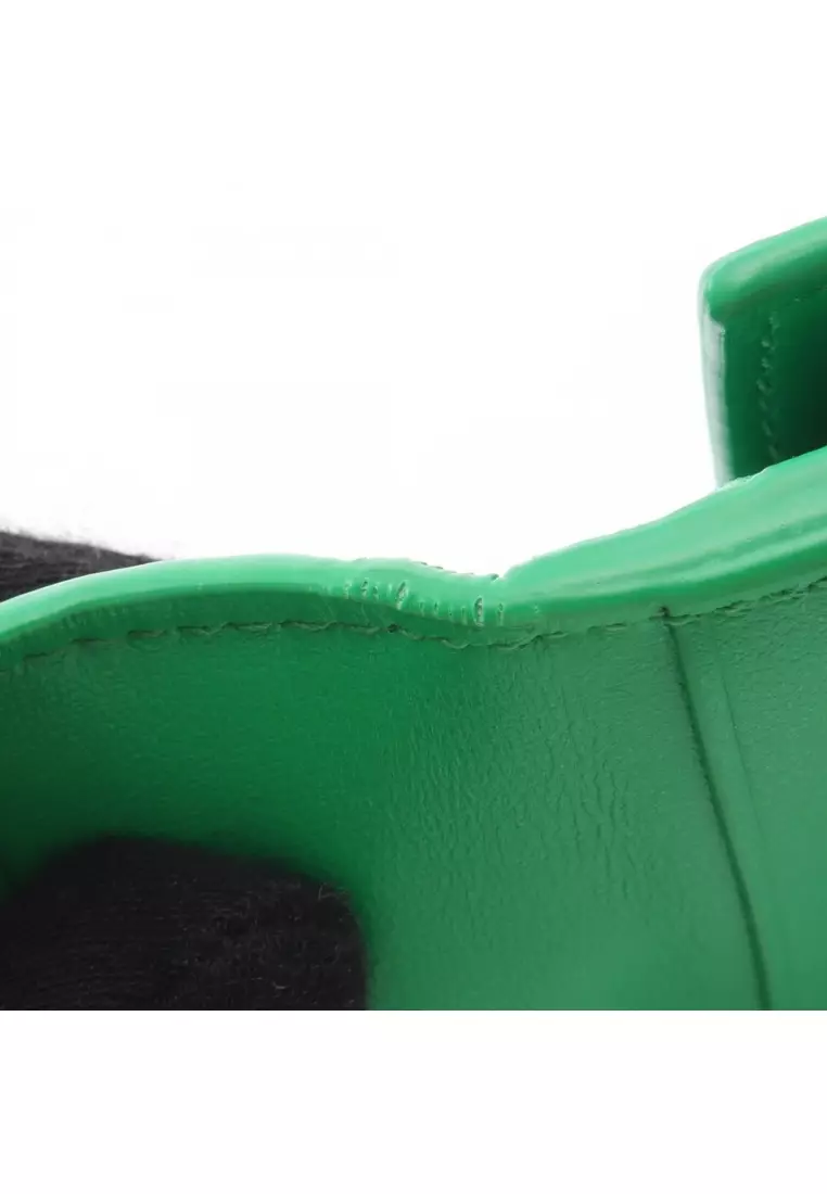 Pre-Loved BOTTEGA VENETA Intrecciato W hook wallet leather green