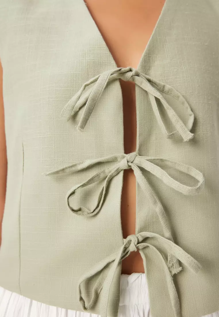 Tie Sleeveless Vest