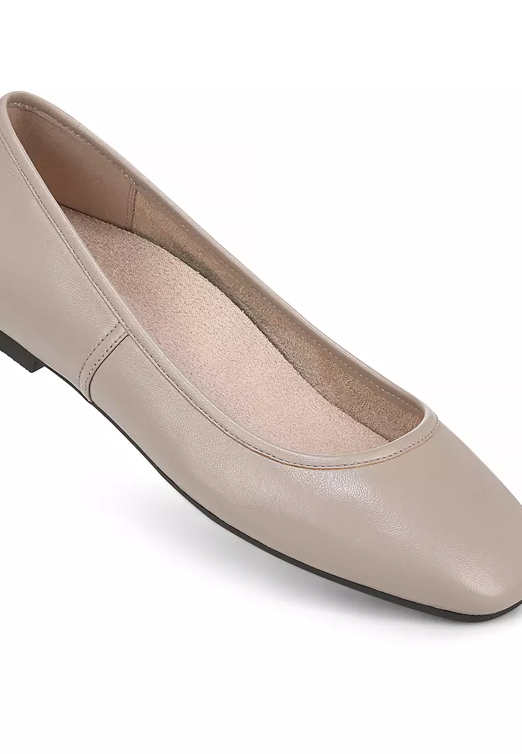 Hyacinth Orinda Women's Flat Shoes