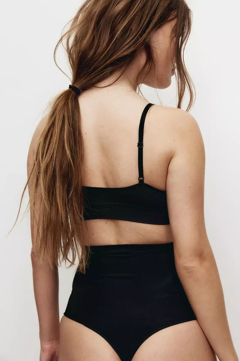 Seamless padded soft bra