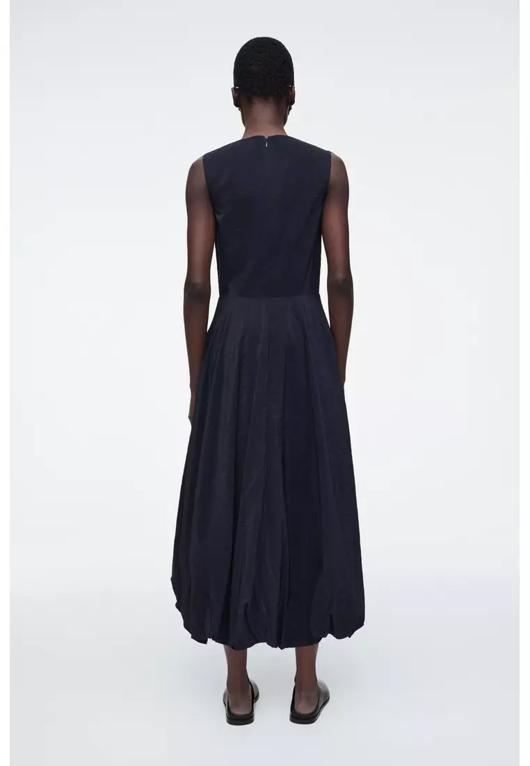 SLEEVELESS BUBBLE-HEM MIDI DRESS