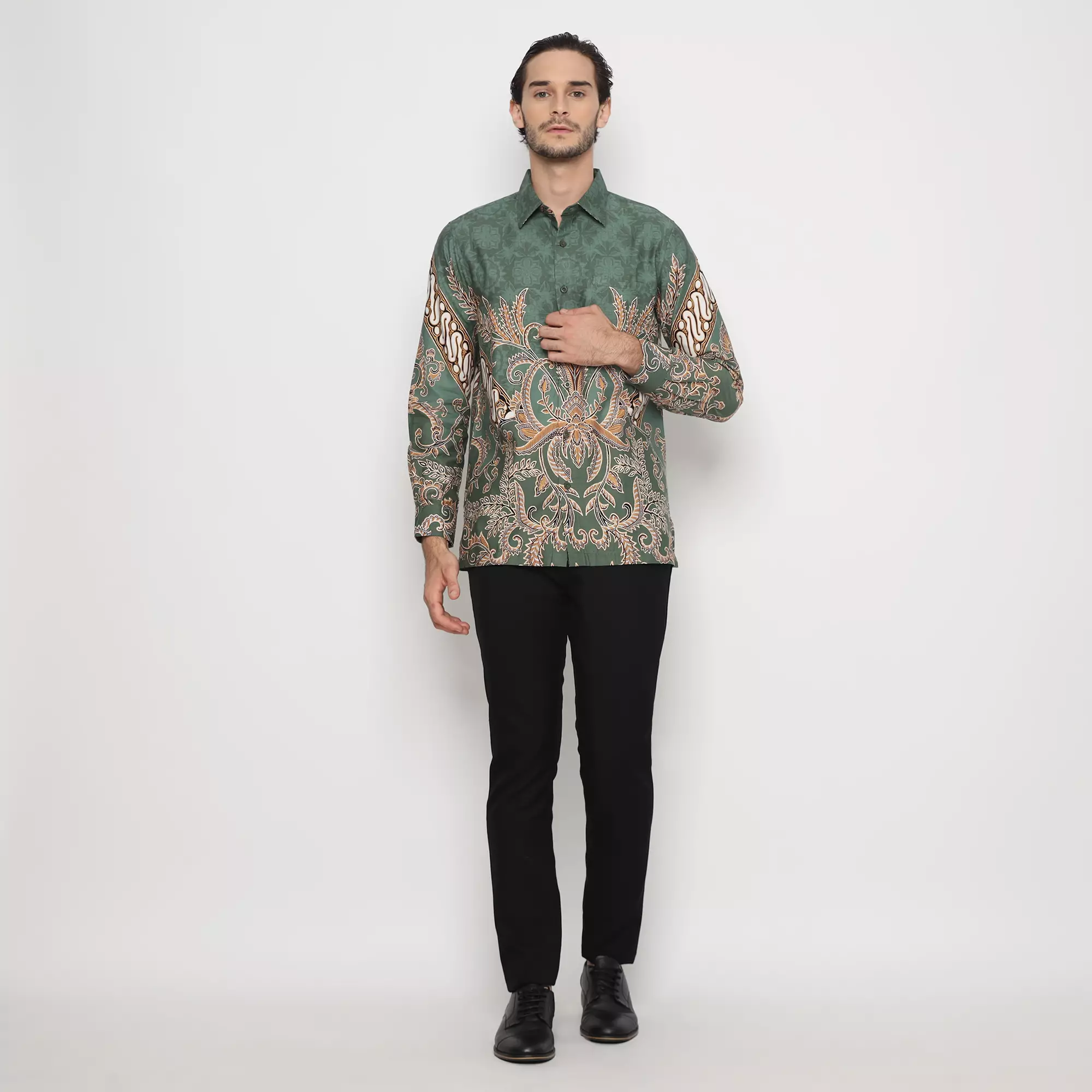 Platini Kemeja Batik Pria Lengan Panjang Katun Hijau 36054
