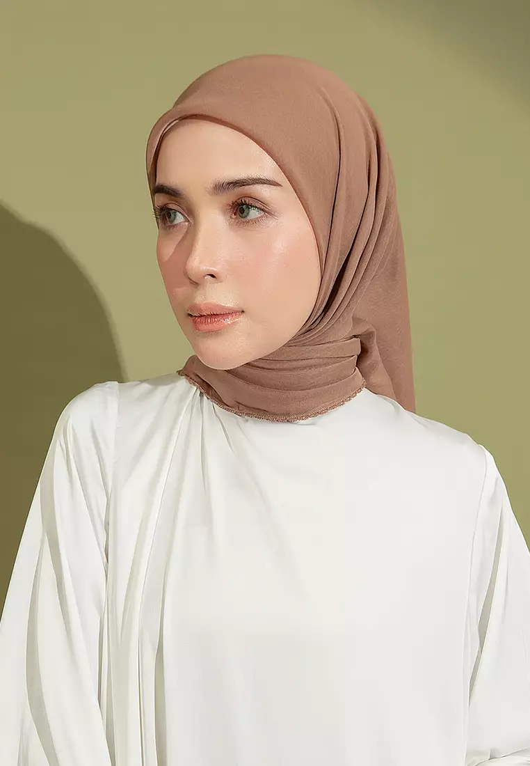 Paris Embroidery Signature Square (Lozy X Hamidah) Olive Sheen