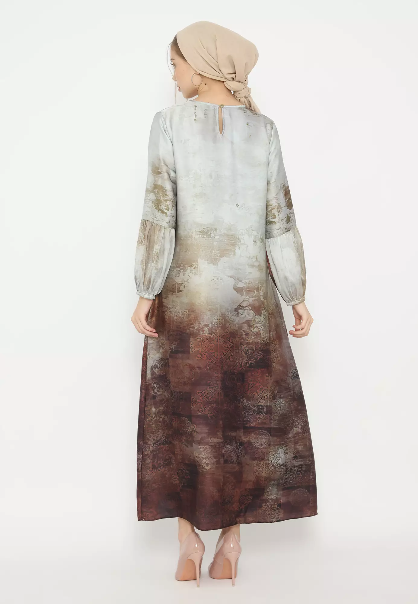 Long Dress Mosleem Armany Silk Premium in Grey By Brilliant Girl Warna ABU-ABU