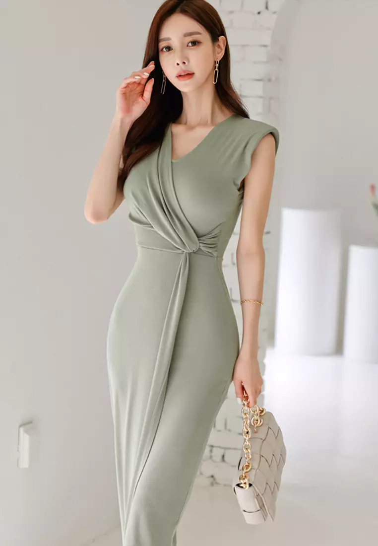 Slim fit one hot sale piece dress