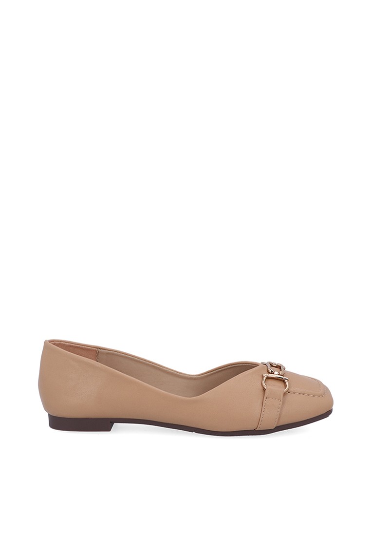 Medium Beige Mara Ballerinas