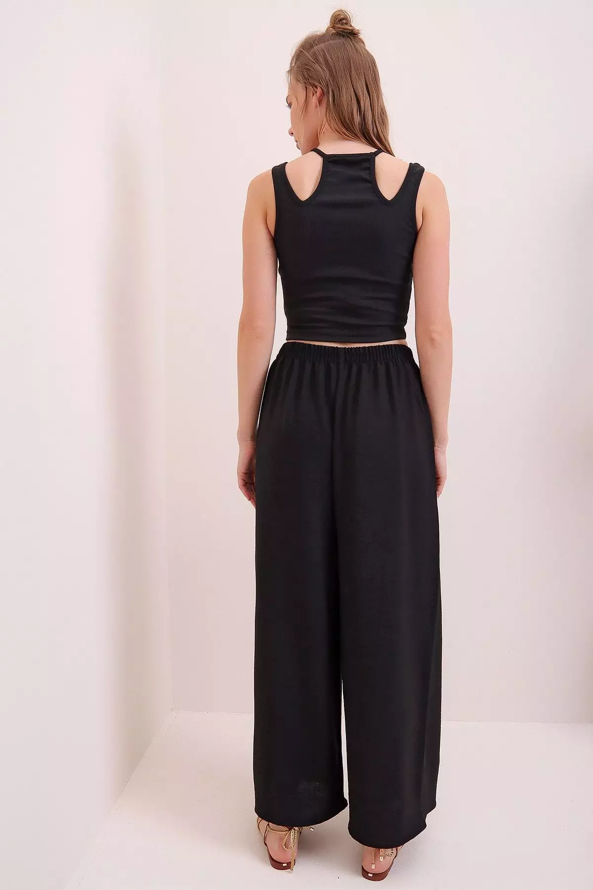 Elastic Waist Casual Fit Pants