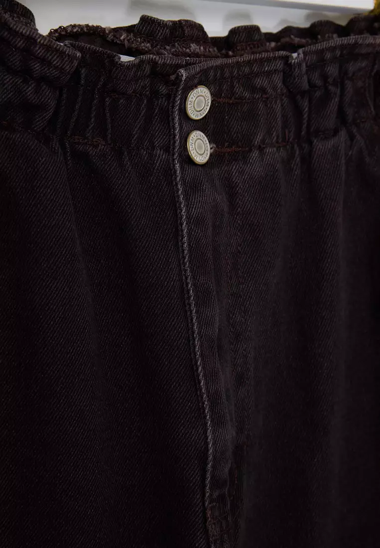 Brown High Waist Elastic Waistband Plus Size Mom Jeans Tbbaw23Je00002
