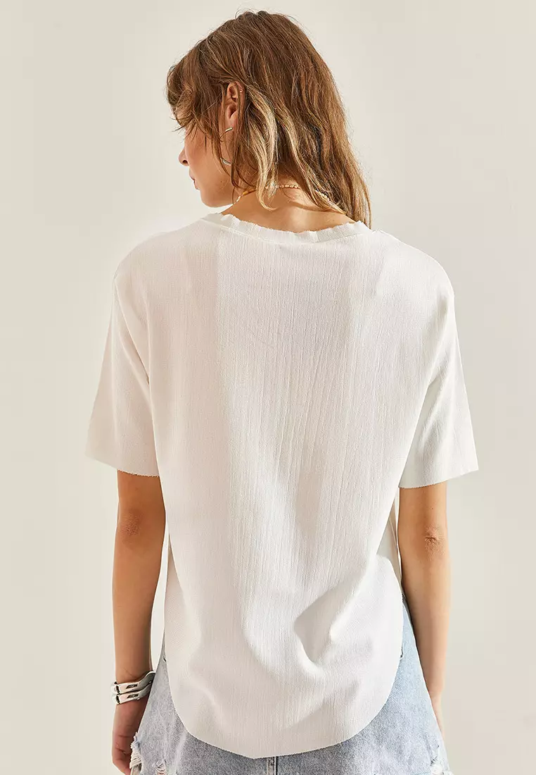 V-Neck Oval Cut Wrinkled Fabric Blouse