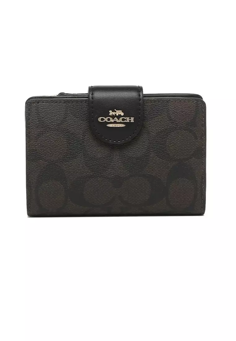 Coach medium corner zip wallet in signature