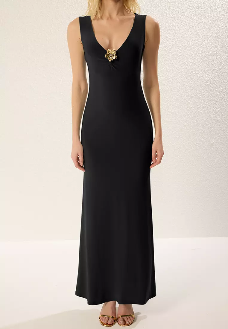 Black V-Neck Accessory Detailed Maxi Elegant Evening Night Graduation Dress