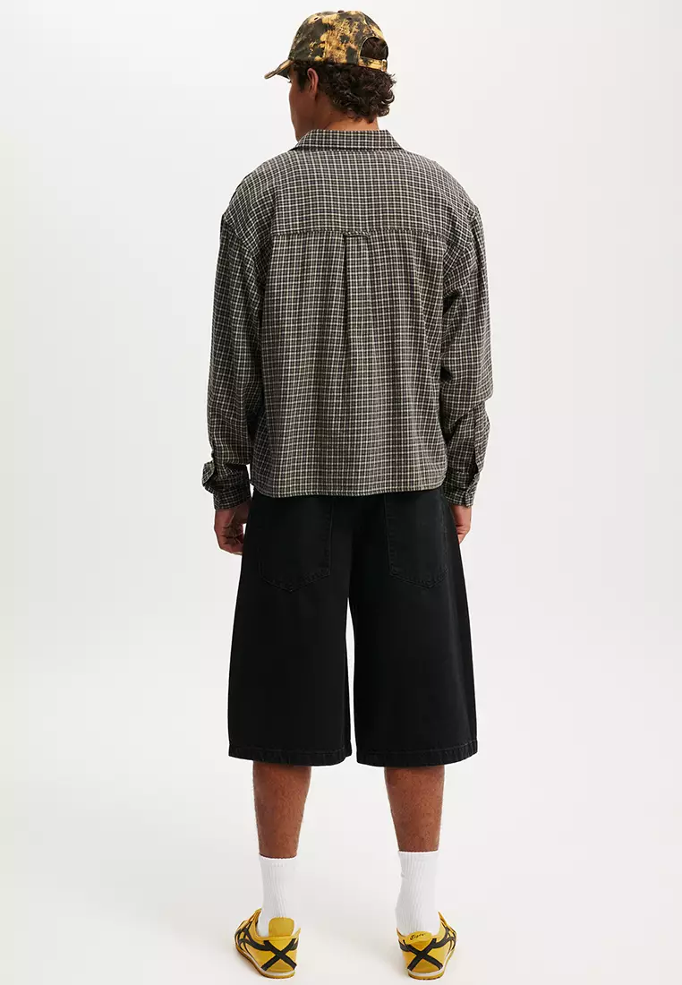 Y2K Super Wide Jort