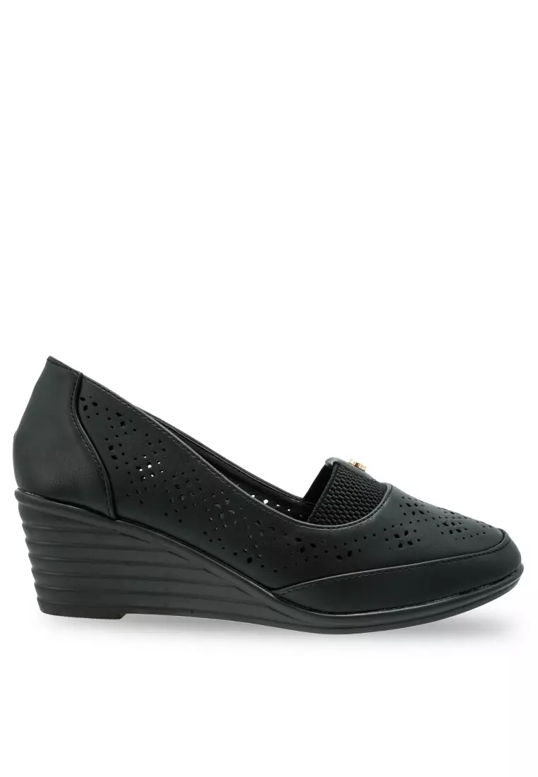 Discount on Speedy Rhino  shoes - SKU: Speedy Rhino Slip on Fashion Heels