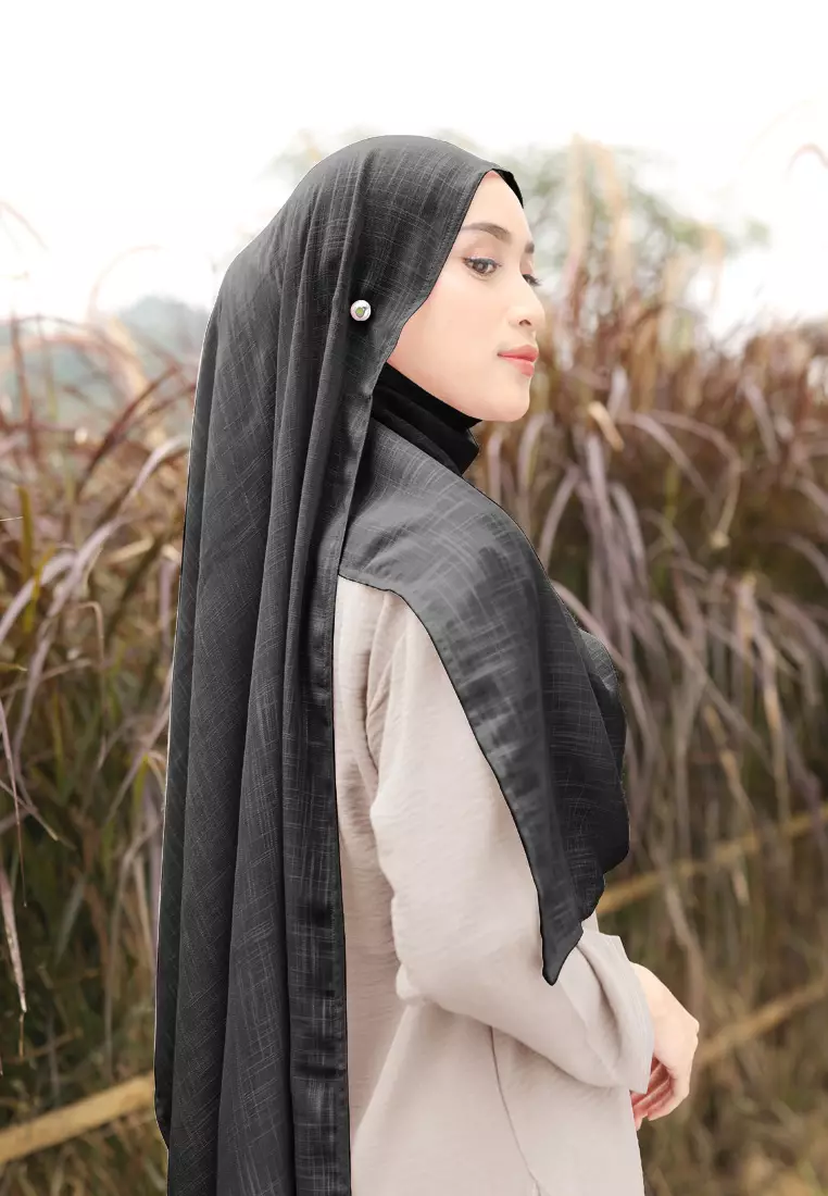 Cotton Bee - Nakeya Shawl | Hijab Pashmina | Viscose Linen - Shine Black
