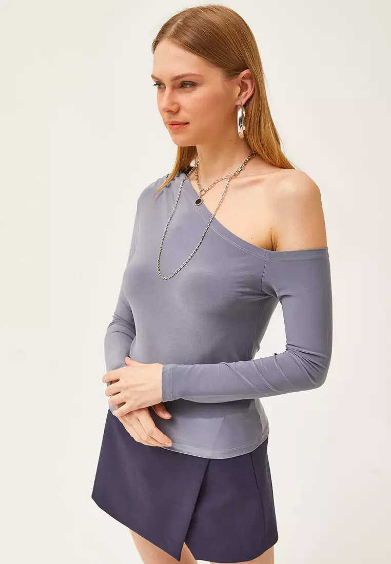 Asymmetric Collar Blouse
