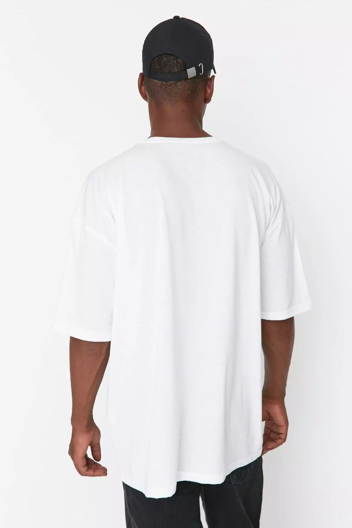 Basic Oversized Fit T-Shirt