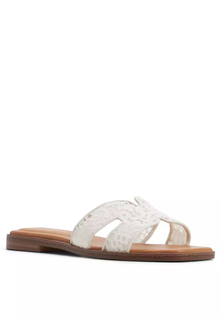 Itsandal Sandals