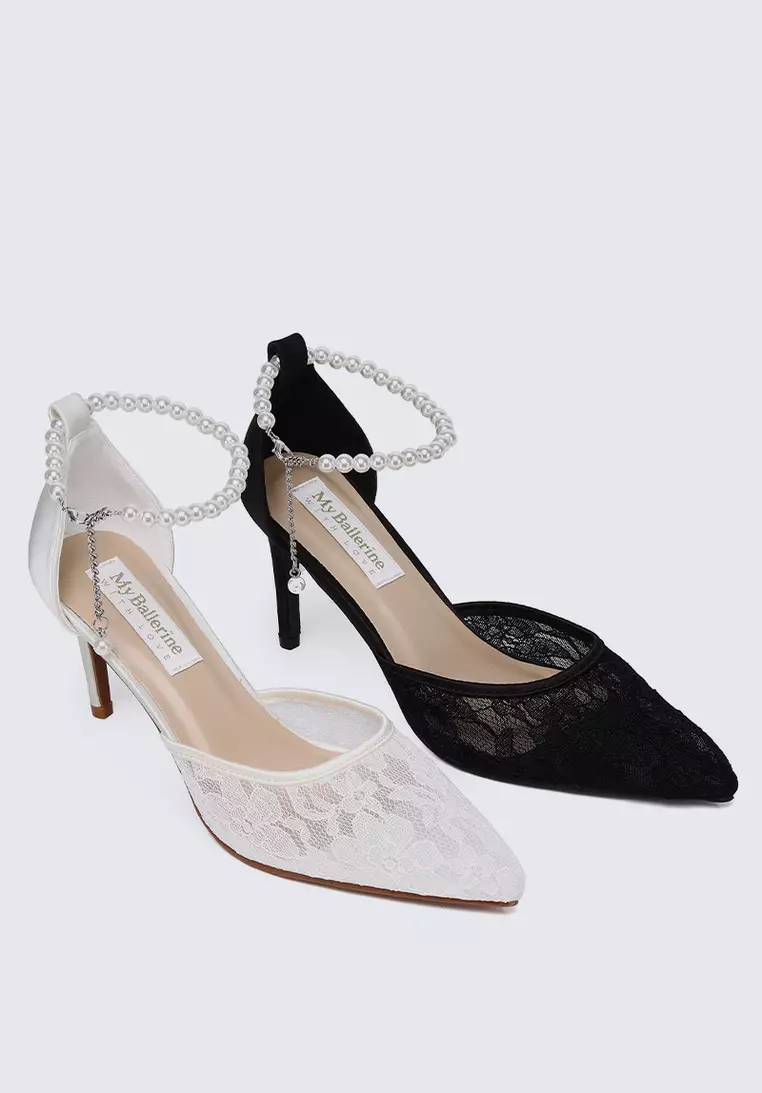 Poppy Comfy Heels In Black