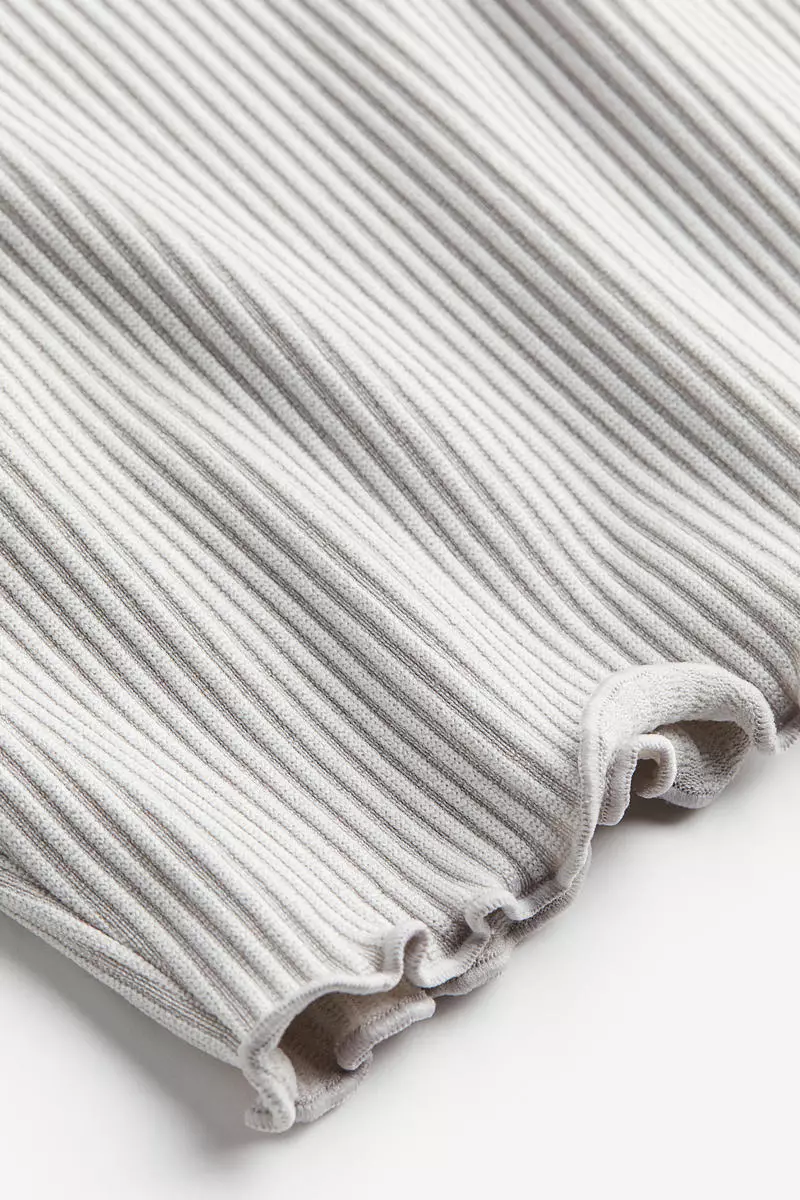 Ribbed off-the-shoulder top