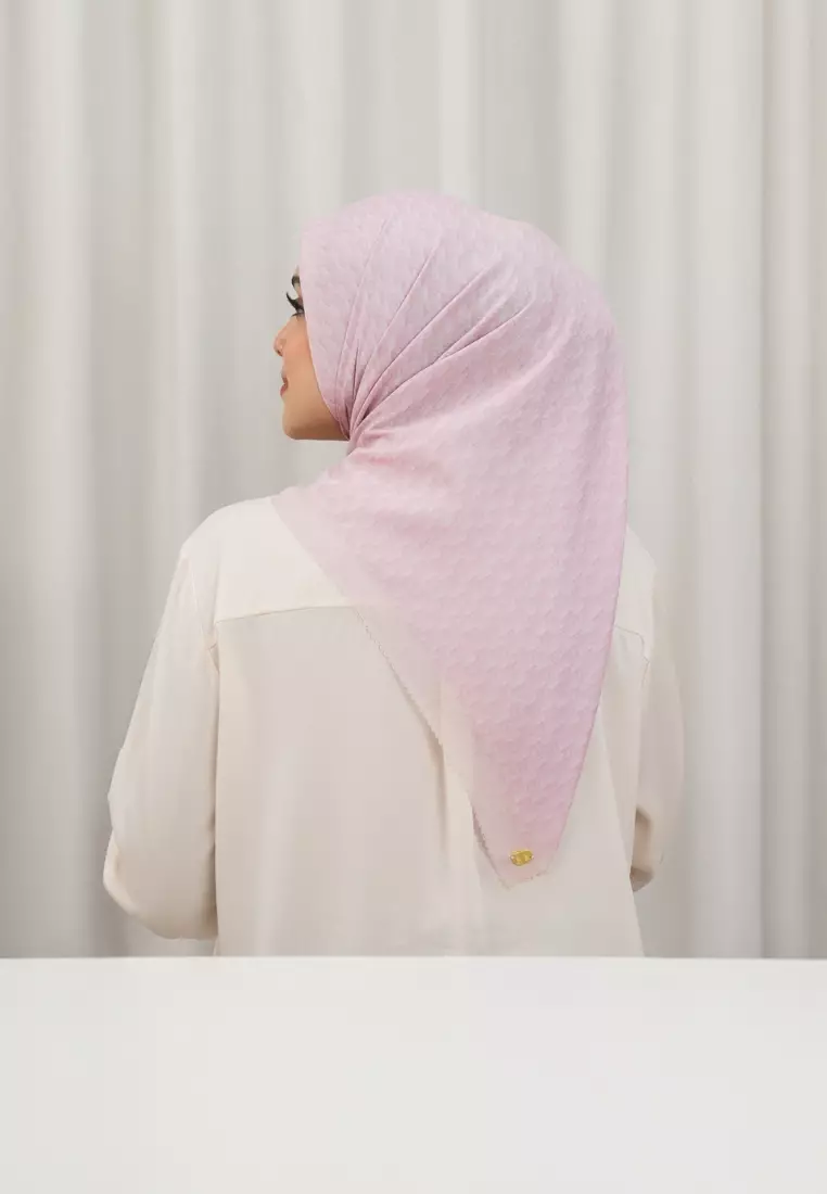 Leena Monogram Square - Pinkish Petal