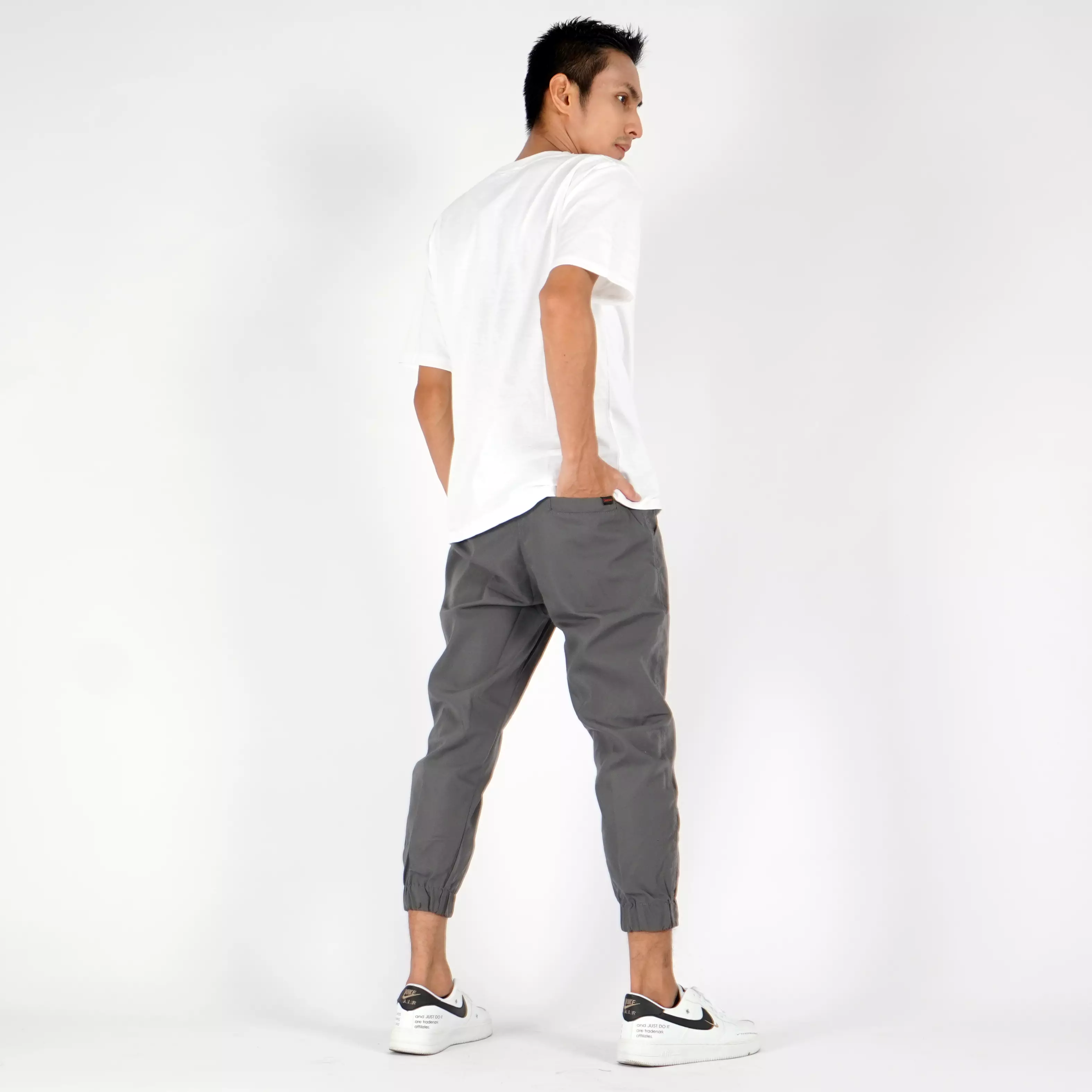 OKECHUKU Ichsan Celana Sirwal Jogger Pangsi 3/4 Slimfit Fashion Casual Pria