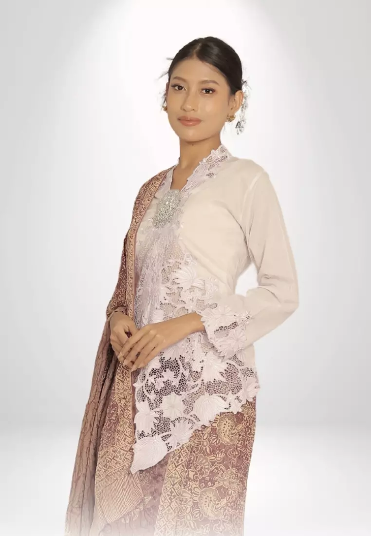 Exclusive Kebaya Kerancang Hand Made Embroidery