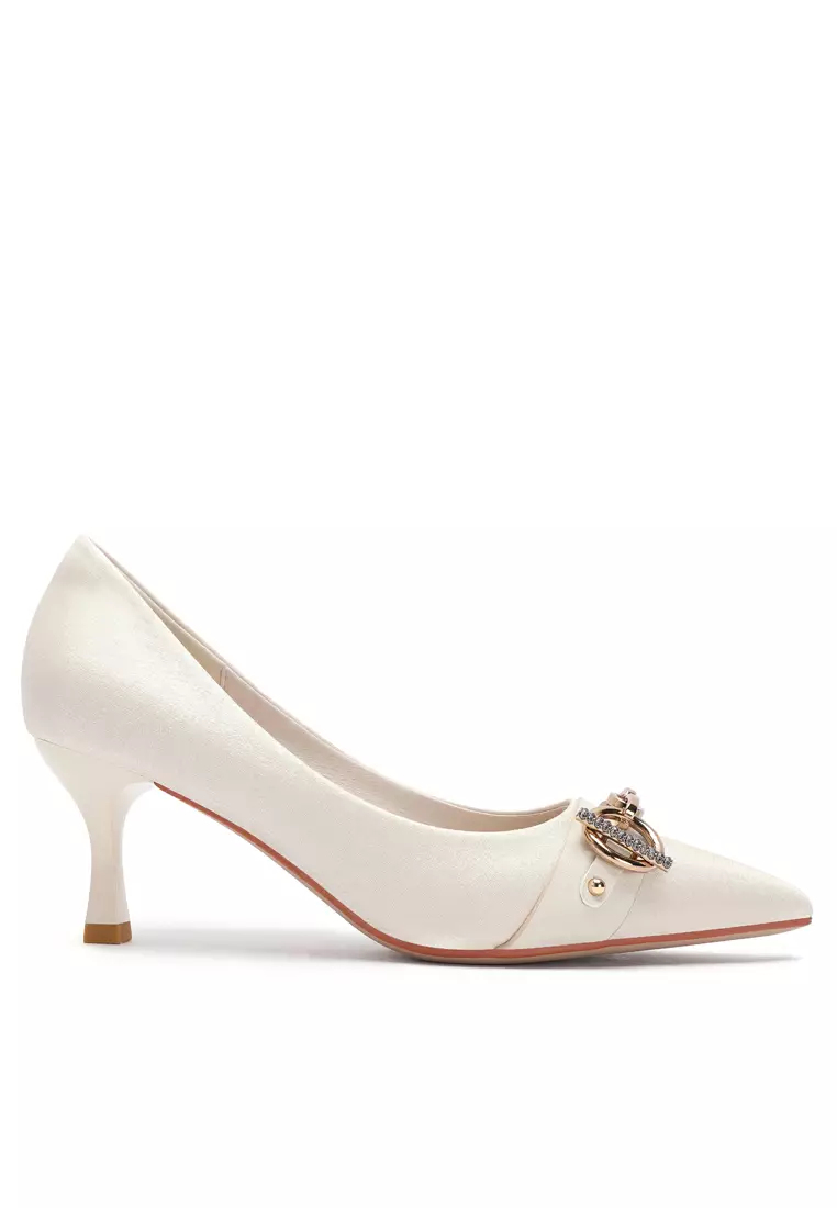 Discount on Twenty Eight Shoes  shoes - SKU: 6.5CM Pointed Buckle Mid Heel Shoes 2066-3
