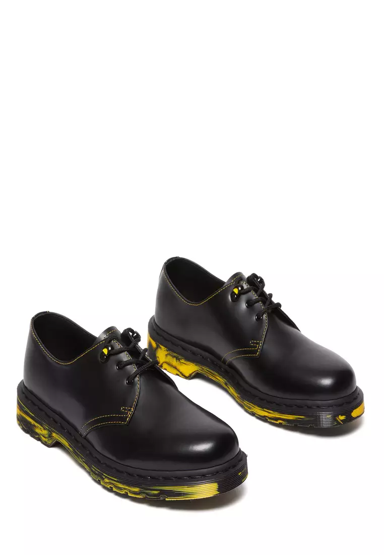 Martens 1461 smooth outlet
