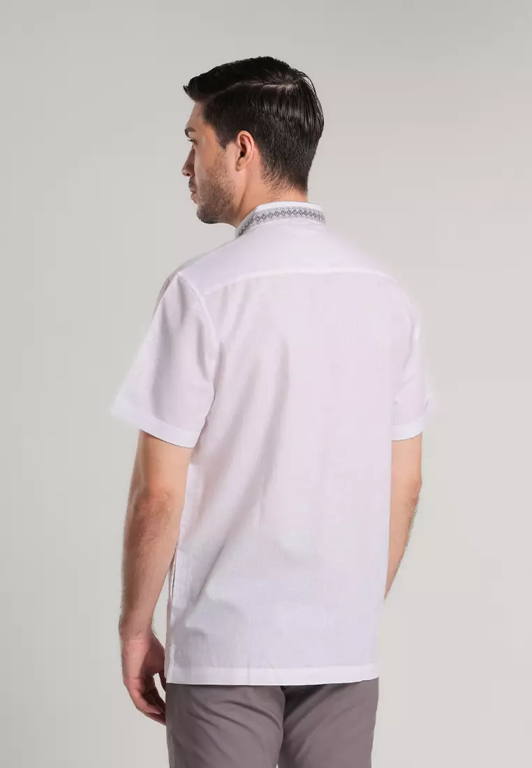 MOC Kemeja Koko Lengan Pendek Pria Hamza - White