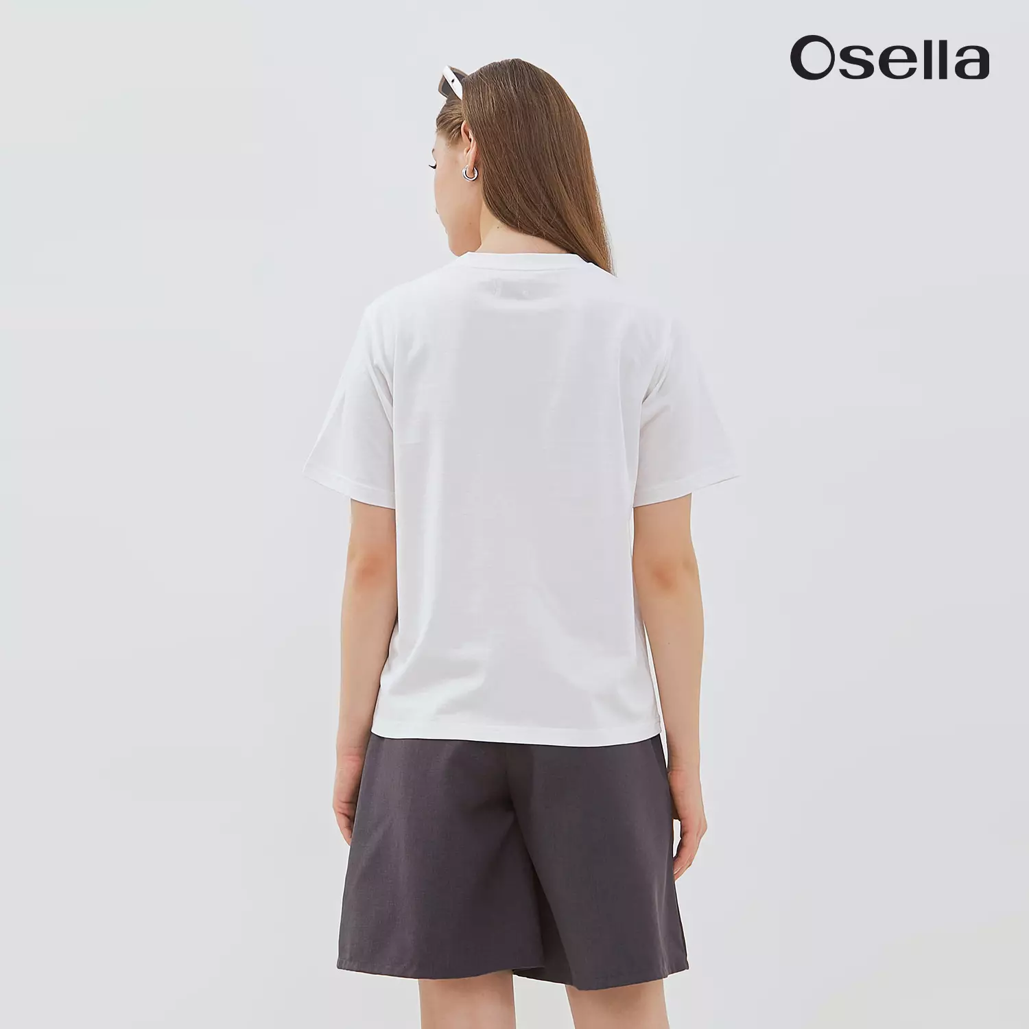 Osella Floral Embroidery T-Shirt 2171660101 | Kaos Basic Motif Bunga Lengan Pendek Wanita