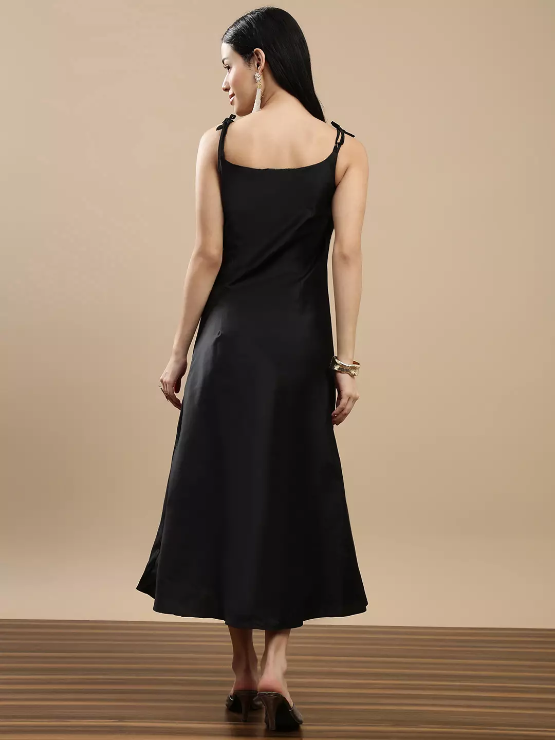 Chanira Viola Dress - Black