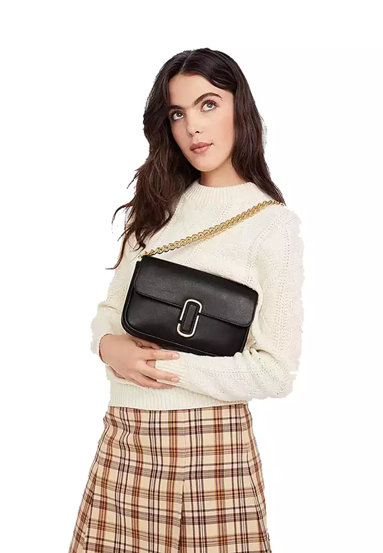 The J Marc Shoulder Bag Black H956L01PF22