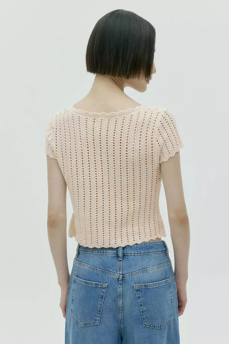 Short-sleeved cardigan