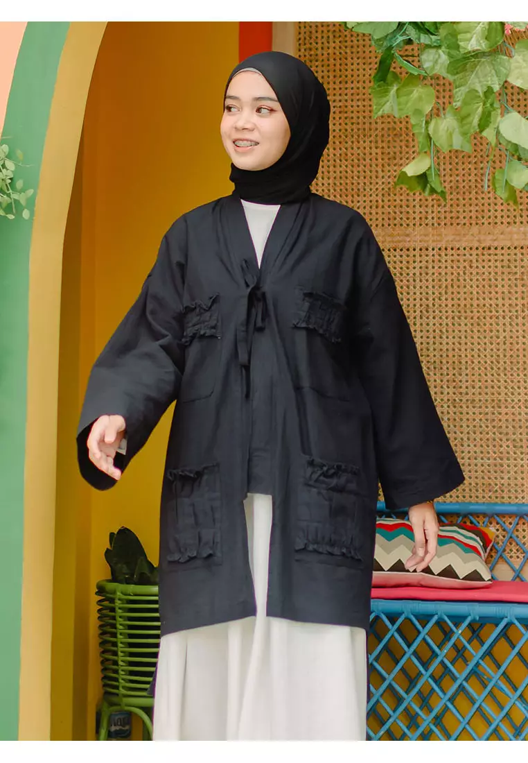 Zyre Outer Black